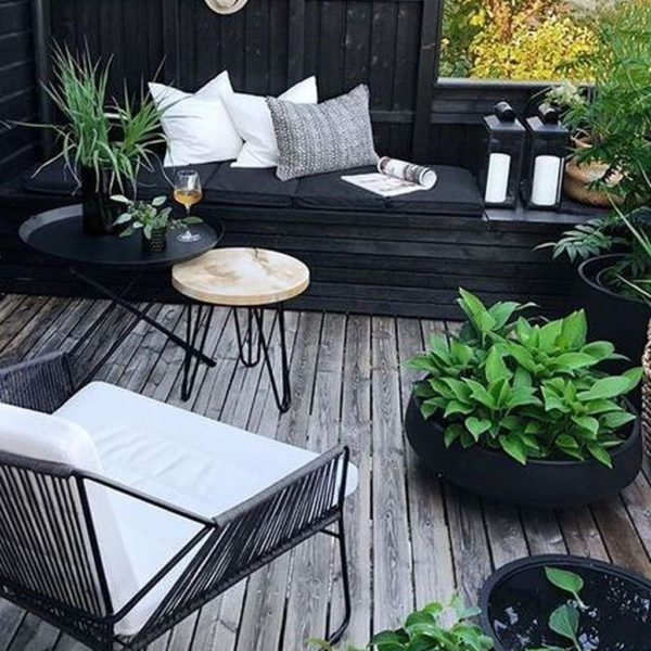 Unordinary Outdoor Living Room Design Ideas To Have Asap 33