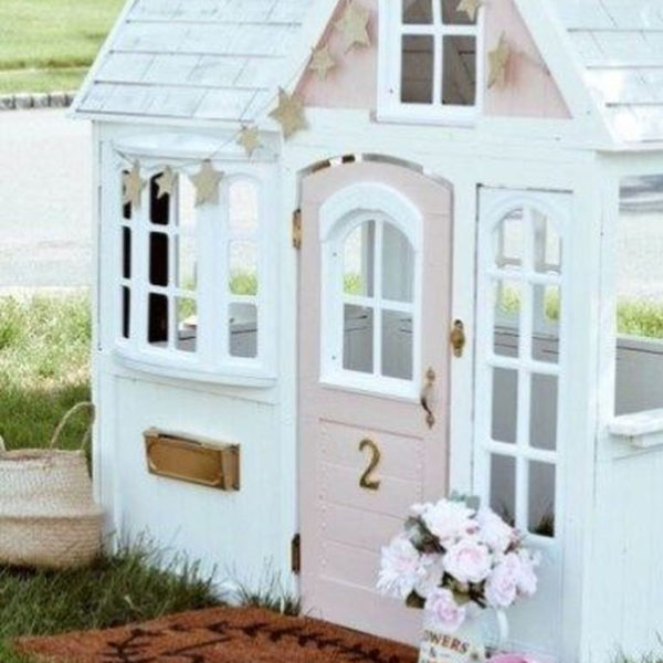 Attractive Outdoor Kids Playhouses Design Ideas To Try Right Now 04