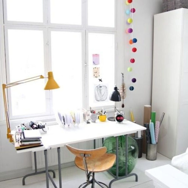 Captivating Girl Workspace Design Ideas That Looks So Cute 13