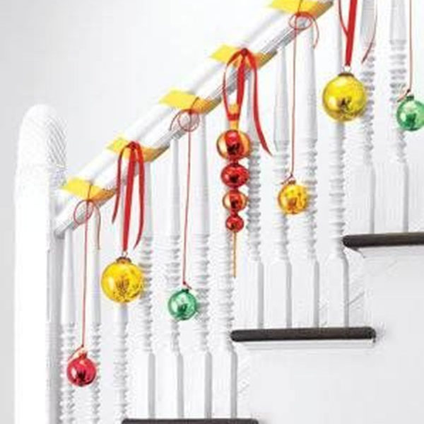 Charming Winter Staircase Design Ideas With Banister Ornaments To Try Asap 02
