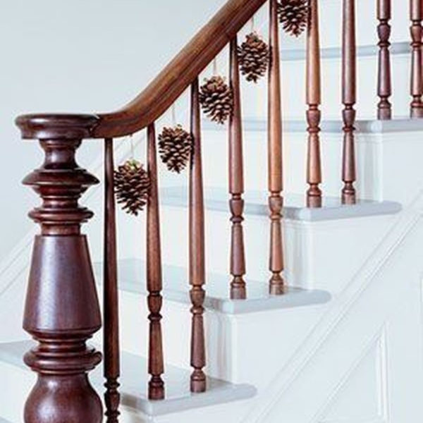 Charming Winter Staircase Design Ideas With Banister Ornaments To Try Asap 25