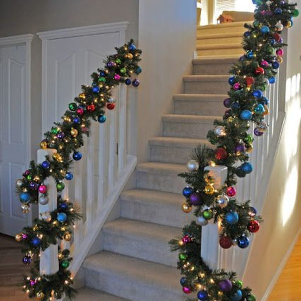 Charming Winter Staircase Design Ideas With Banister Ornaments To Try Asap 36