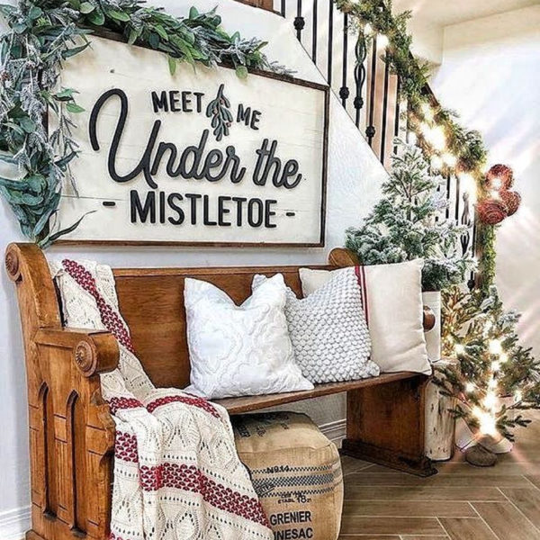 Cute Homes Decor Ideas To Snuggle In This Winter 22