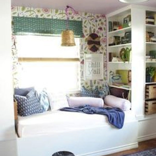 Enchanting Reading Nooks Design Ideas That You Need To Try 26