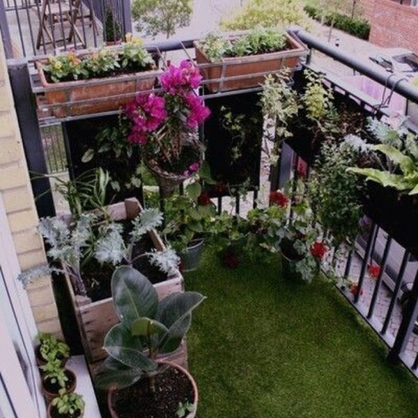 Fantastic Balcony Garden Design Ideas For Relaxing Places To Try 09