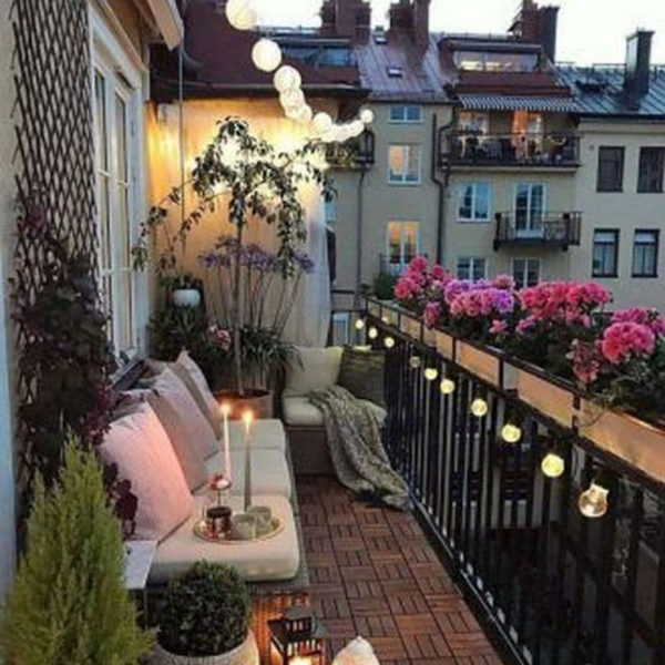 Fantastic Balcony Garden Design Ideas For Relaxing Places To Try 41