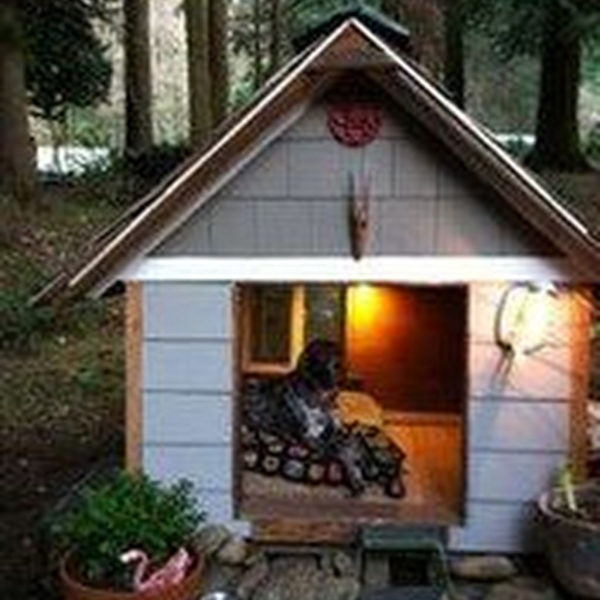Interesting Outdoor Dog Houses Design Ideas For Pet Lovers 17