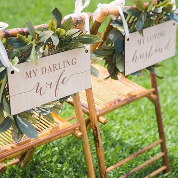 Magnificient Outdoor Wedding Chairs Ideas That Suitable For Couple 16