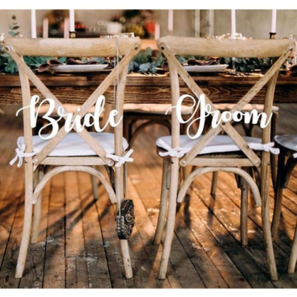 Magnificient Outdoor Wedding Chairs Ideas That Suitable For Couple 24