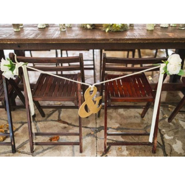 Magnificient Outdoor Wedding Chairs Ideas That Suitable For Couple 30