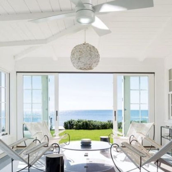 Perfect White Sunroom Design Ideas That Look So Awesome 40