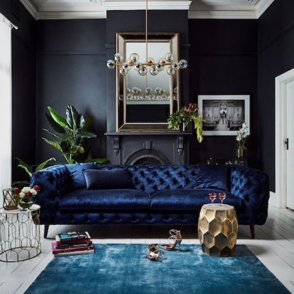 Unusual Black Living Room Design Ideas For More Enchanting 23